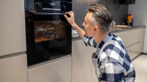 Installazione di elettrodomestici da incasso