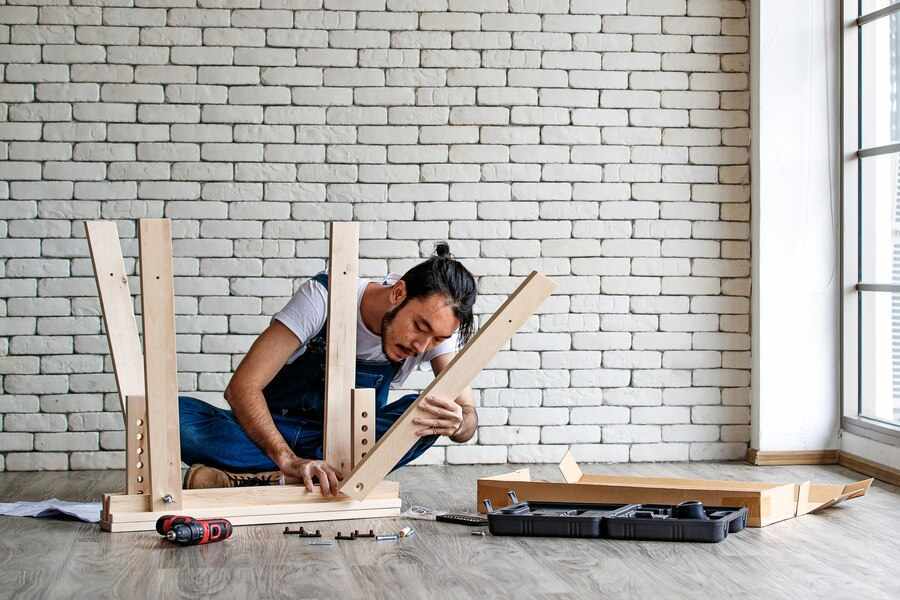 Assemblaggio del tavolo