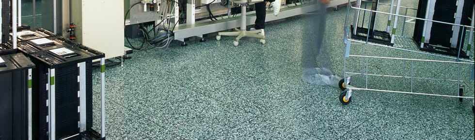 Installazione di pavimentazione conduttiva